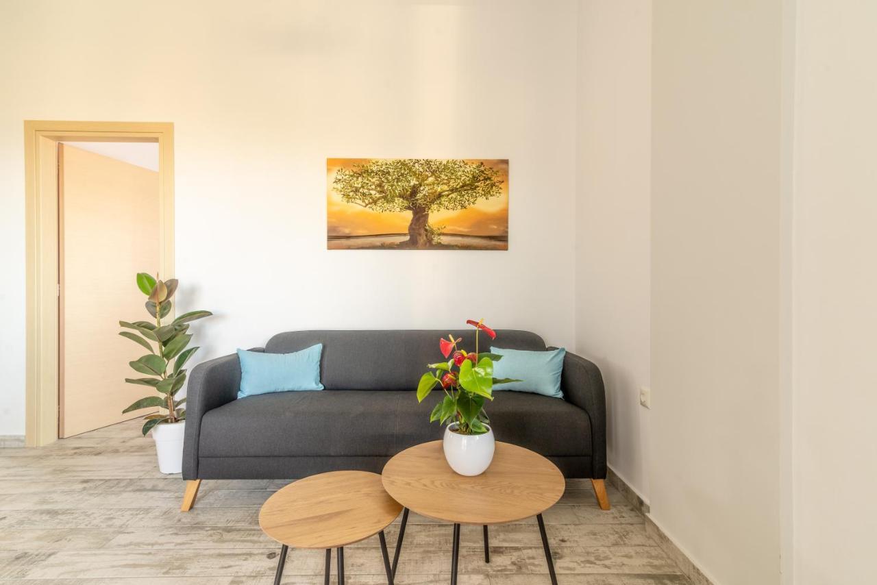 Magriplis Hill Apts Гувес Екстер'єр фото